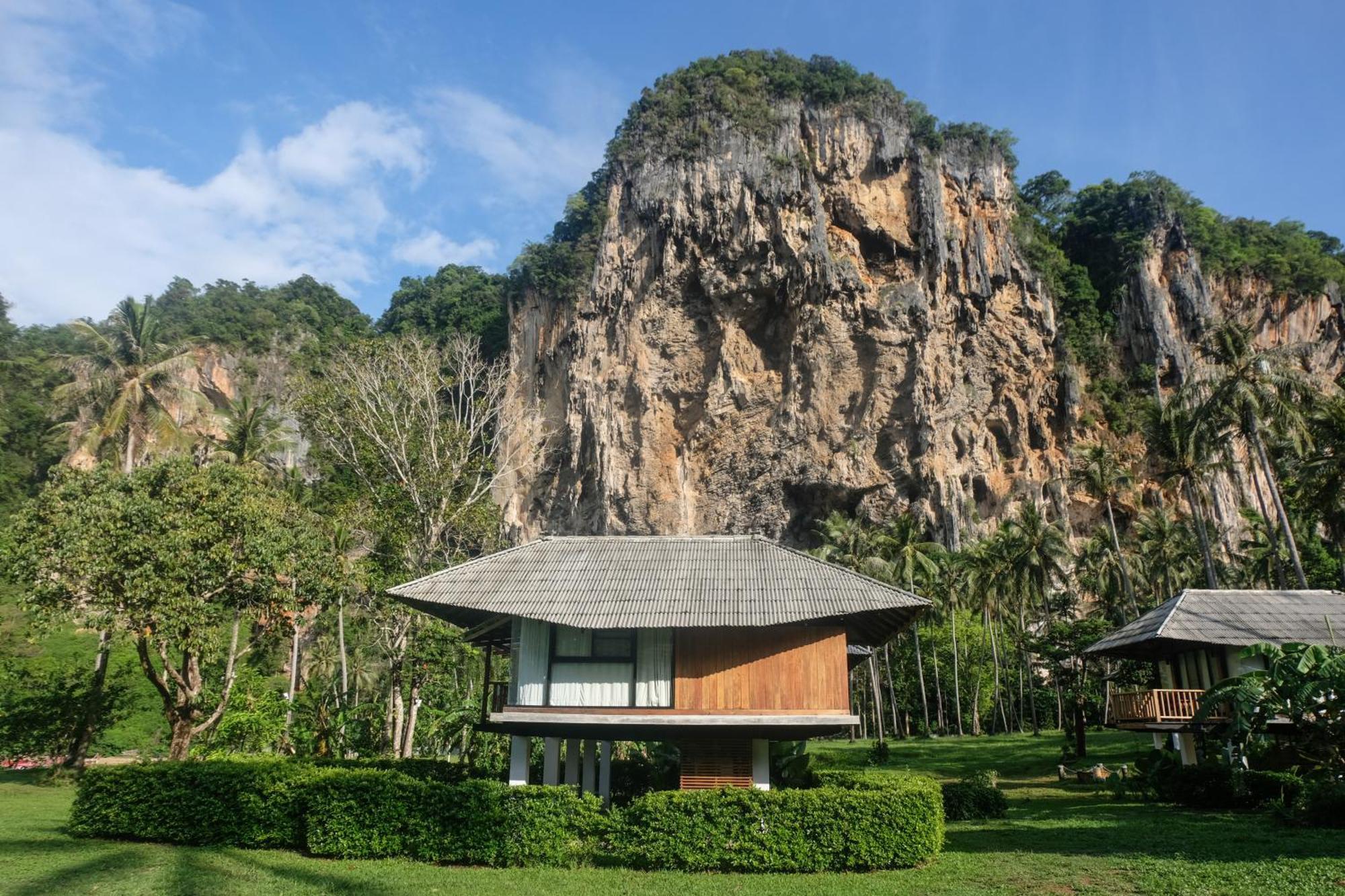 Tinidee Hideaway Tonsai Beach Krabi - Sha Extra Plus Exterior photo